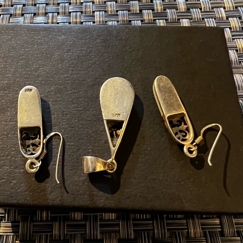 Mother of Pearl earrings and pendant - Picture 3 of 3